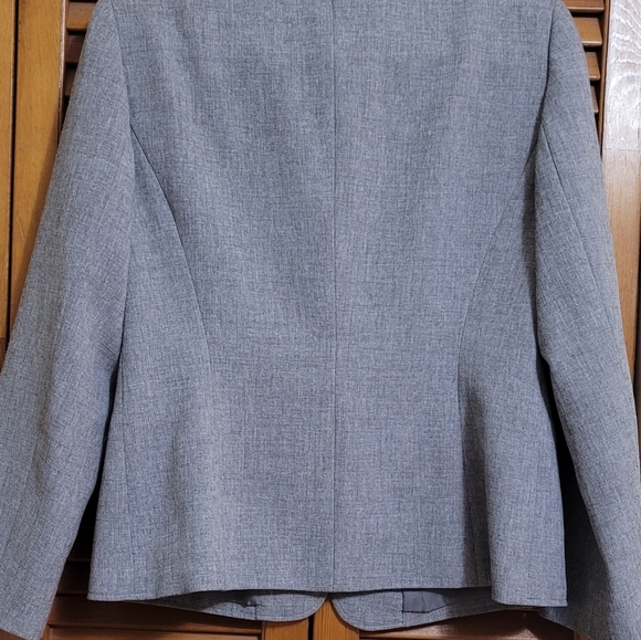 Evan-Picone Two Button Suit Blazer - Picture 3 of 9